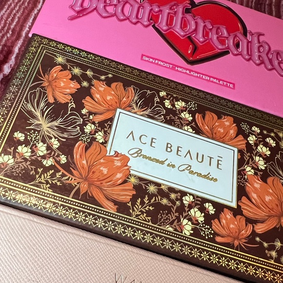 NWOT| (3)Bronzer,Highlighter & Blush Set✨ - Picture 6 of 10